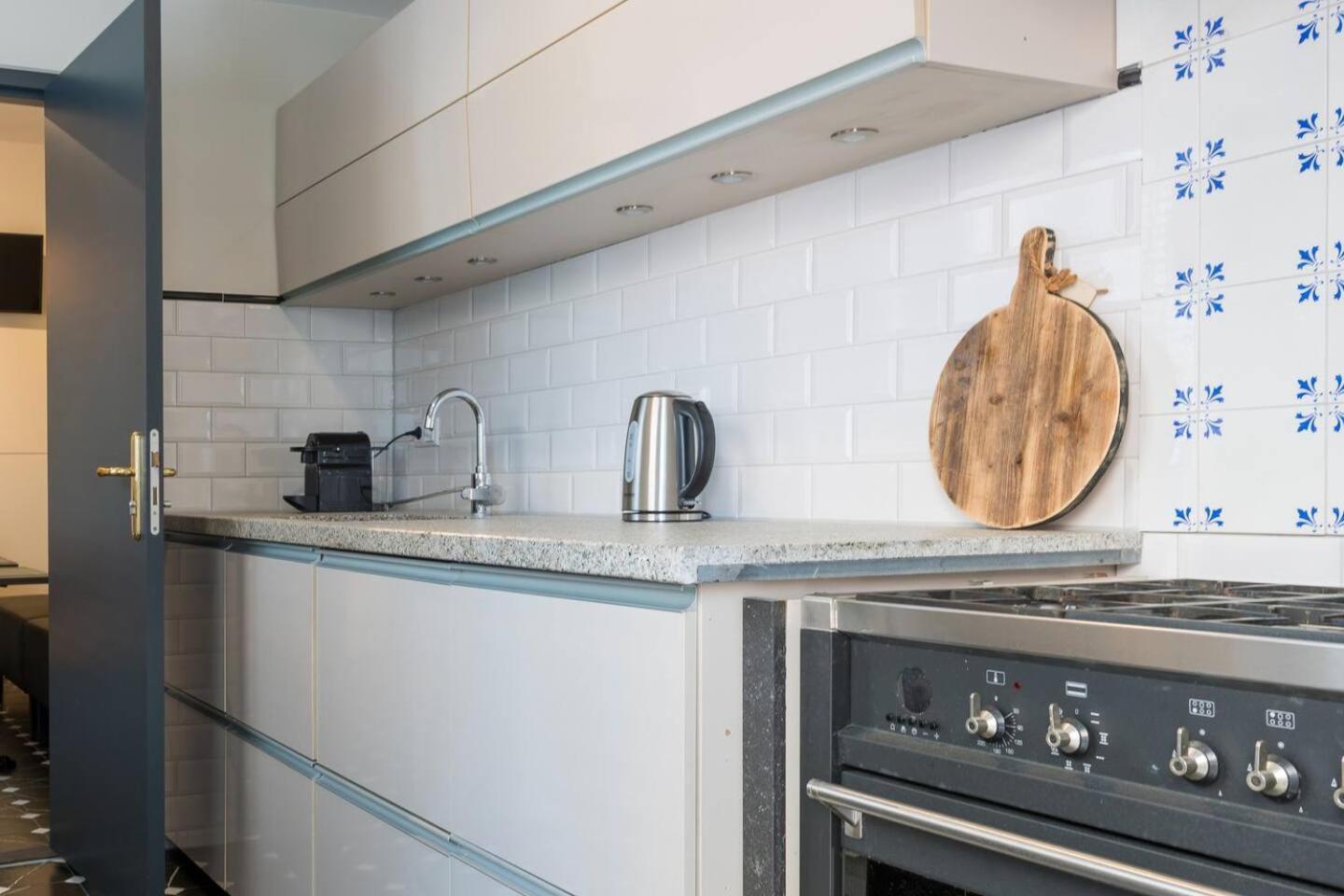 Hotspot Location, Wifi, Bed En Koffie Harmony Apartment Tilburg Exterior foto